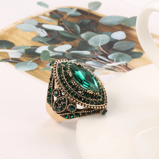Green Crystal Antique Ring