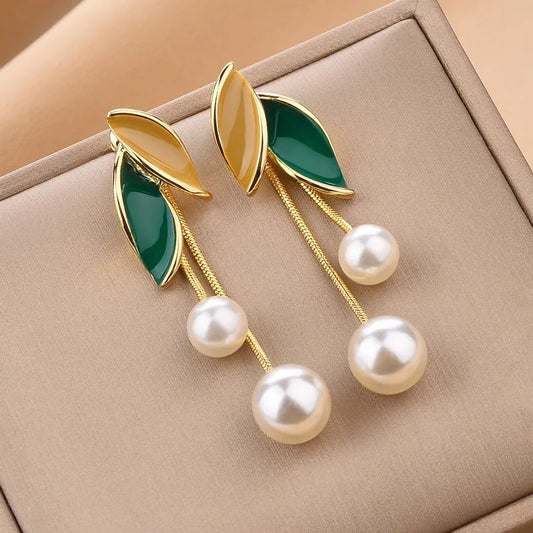 Light Luxury Pearl Leaf Tassel Earrings